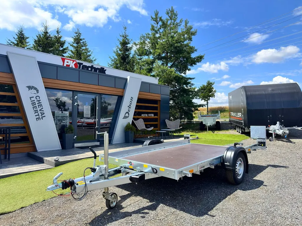 Brzděný přívěs Debon Platform