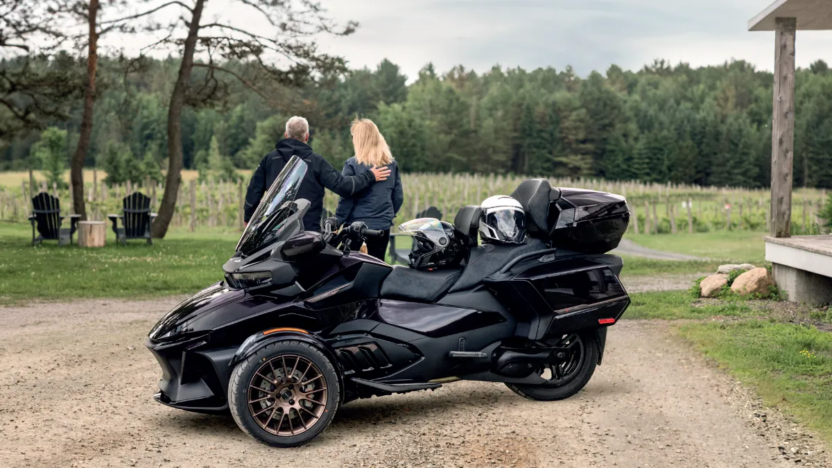 Tříkolka Spyder 2025